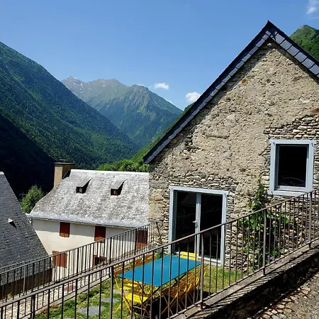 Dom wakacyjny De Montagne *