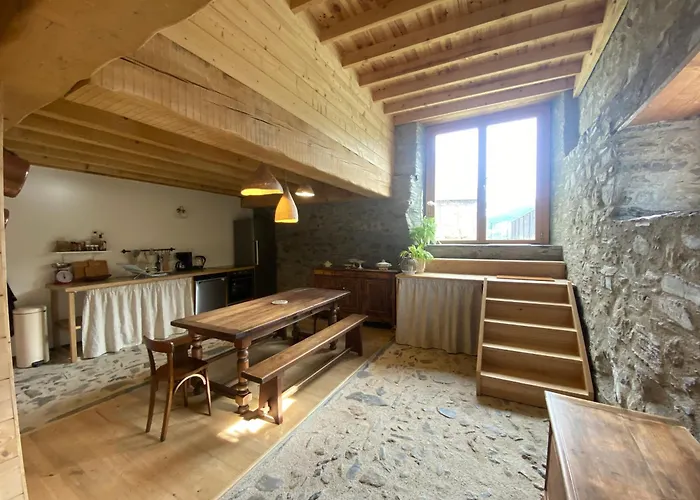 De Montagne Nyaraló