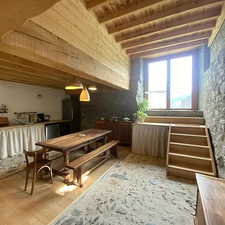 De Montagne Ferienhaus